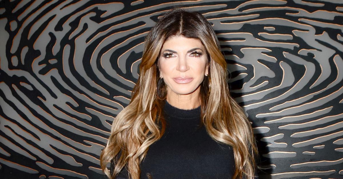 teresa giudice didnt invite dolores to engagement party over dina