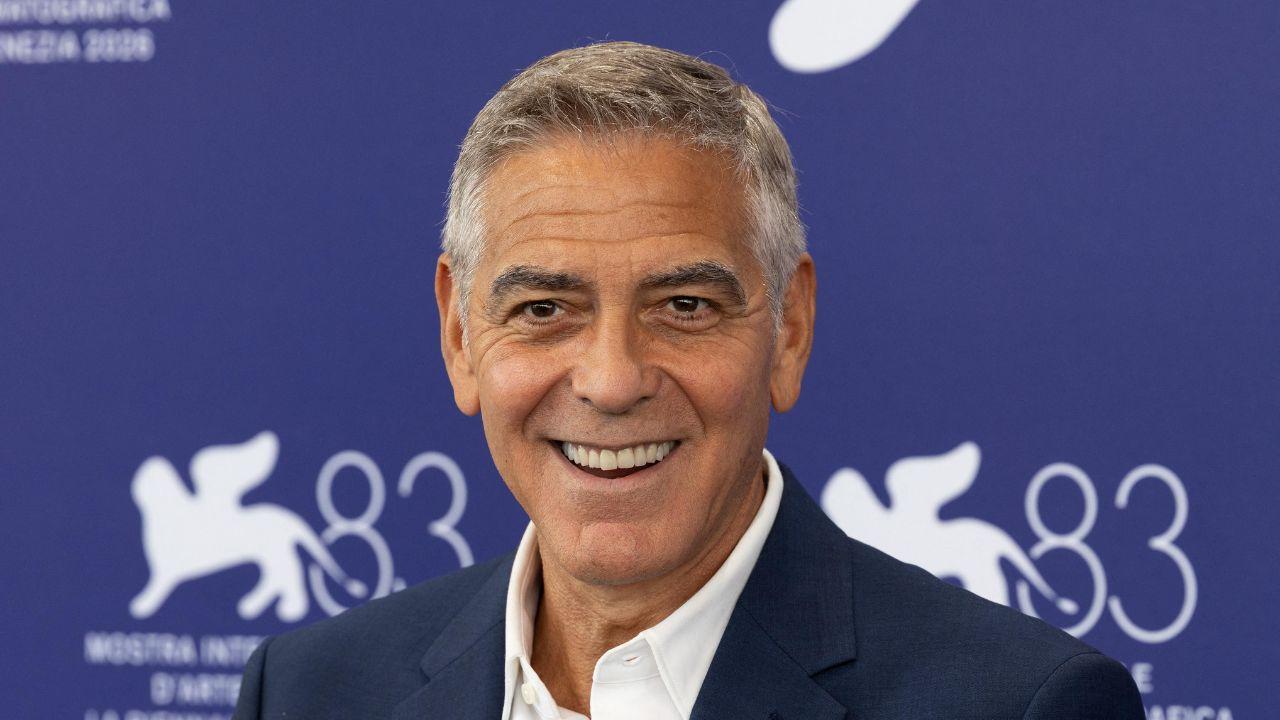 George Clooney reportedly cuts back his Hollywood circle to focus more closely on his family life.