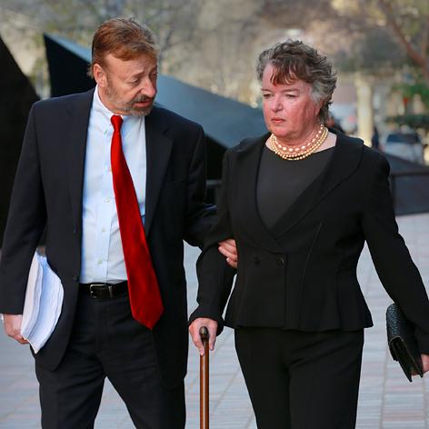 Former San Diego Mayor, Widow Of Jack-In-The-Box Founder, Gambles Away ...