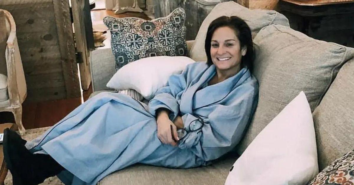 Olympian Mary Lou Retton Recovering At Home After 'Fighting For Her Life'