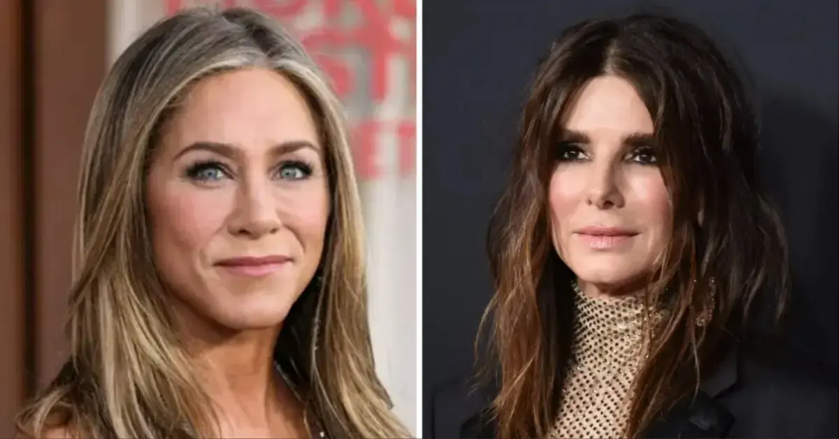 Photo of Jennifer Aniston and Salma Hayer