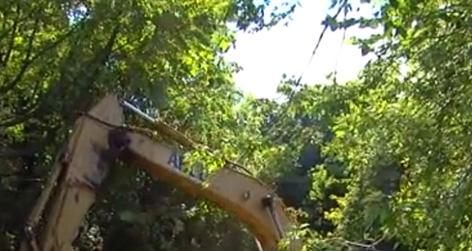 //crews demolish home