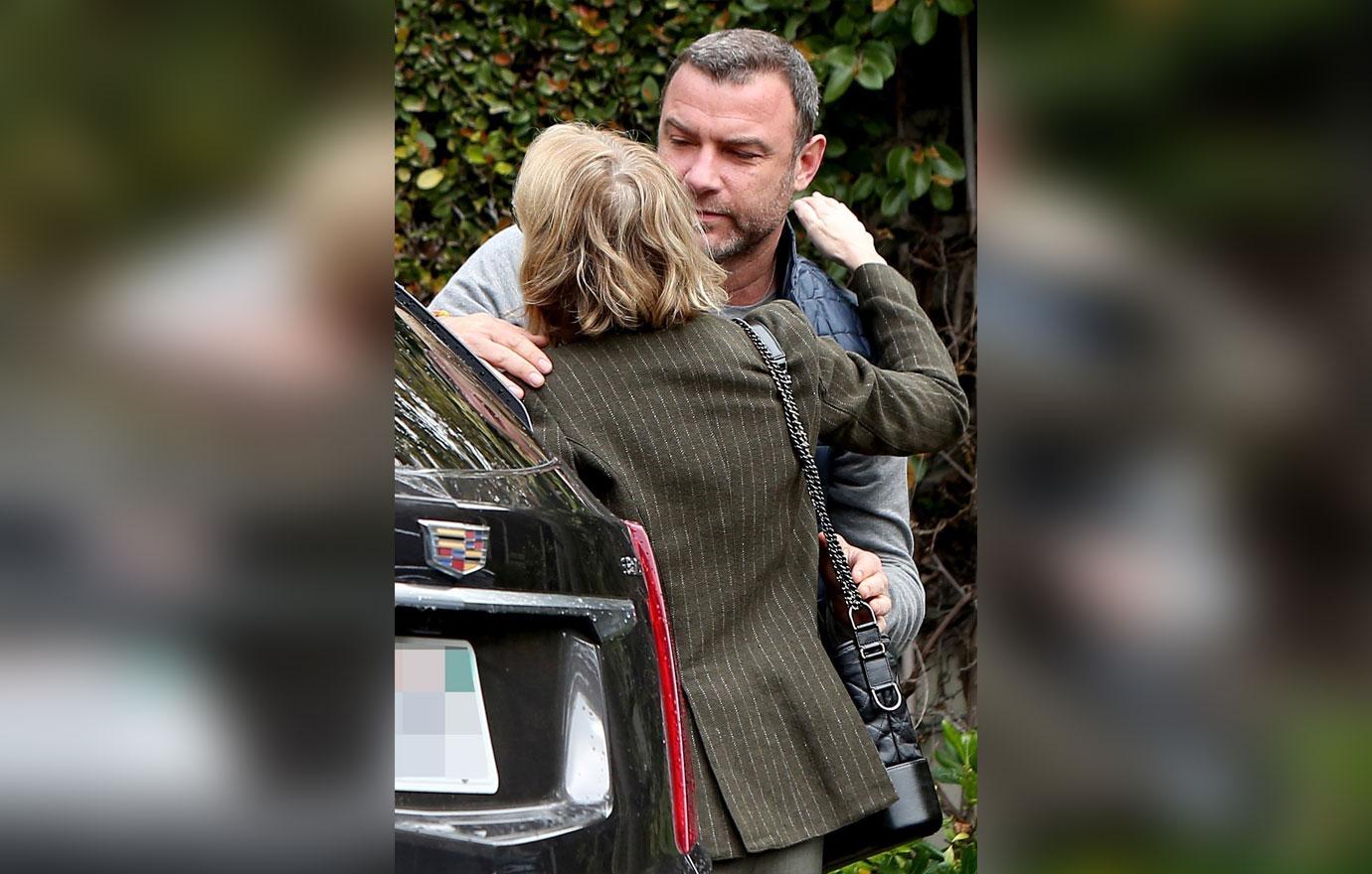 Liev Schreiber Naomi Watts Hug Kate Driver Breakup