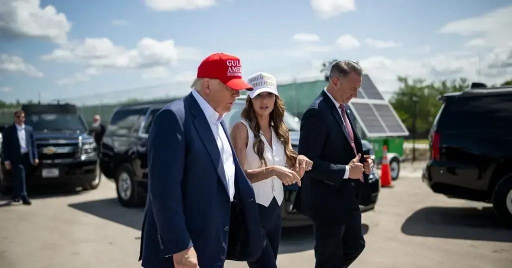 Kristi Noem and Donald Trump