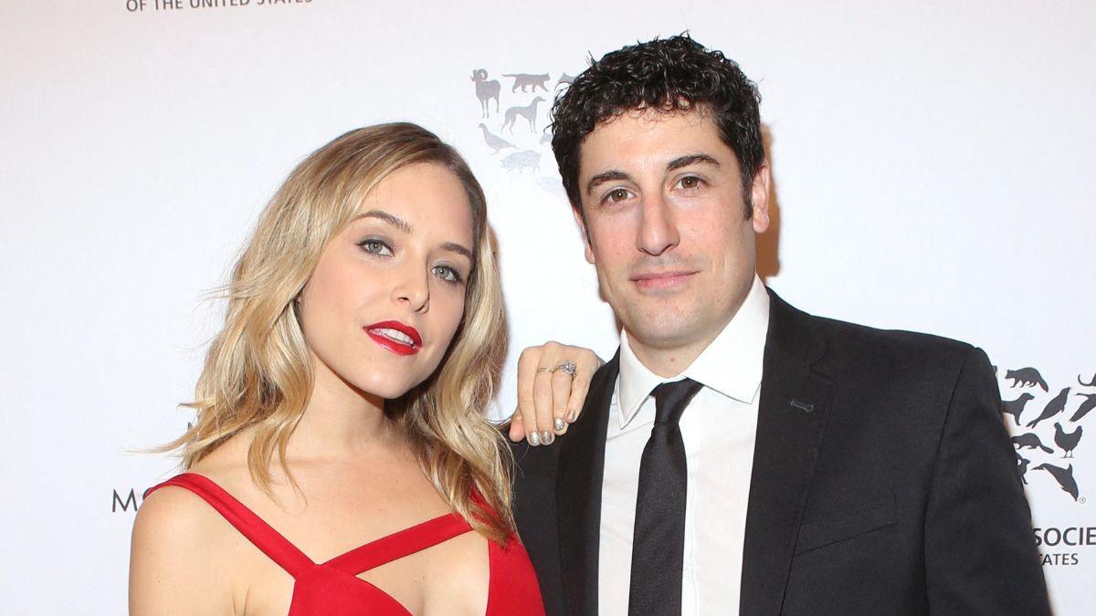 picture of Jenny Mollen and Jason Biggs