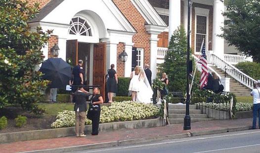 The Band Perry Singer Ties The Knot With Carrie Underwood, Blake ...