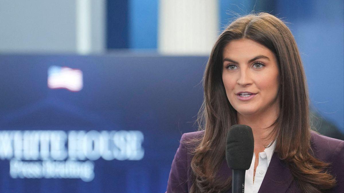 image of CNN defended Kaitlan Collins after the remarks.