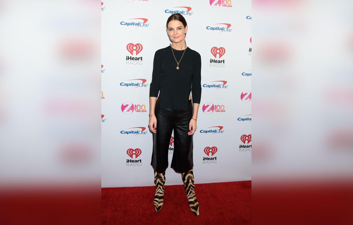 Katie Holmes Poses Alone At Jingle Ball After Jamie Split