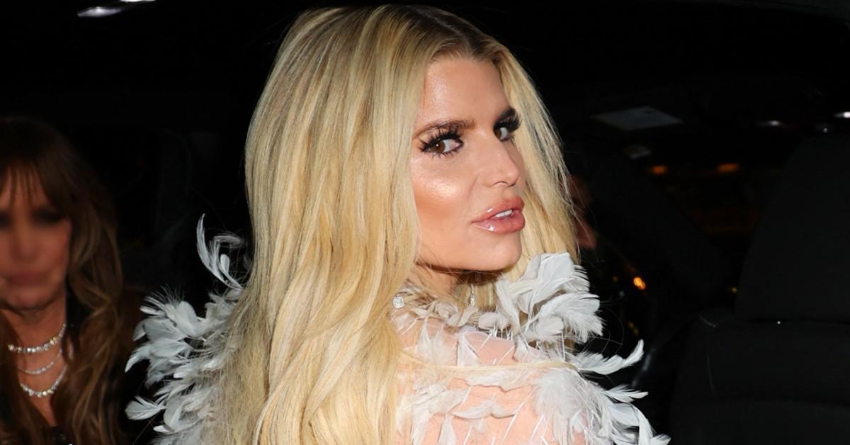 Jessica Simpson Accused of Becoming 'Kardashianized' With Cosmetic Surgery:  Report