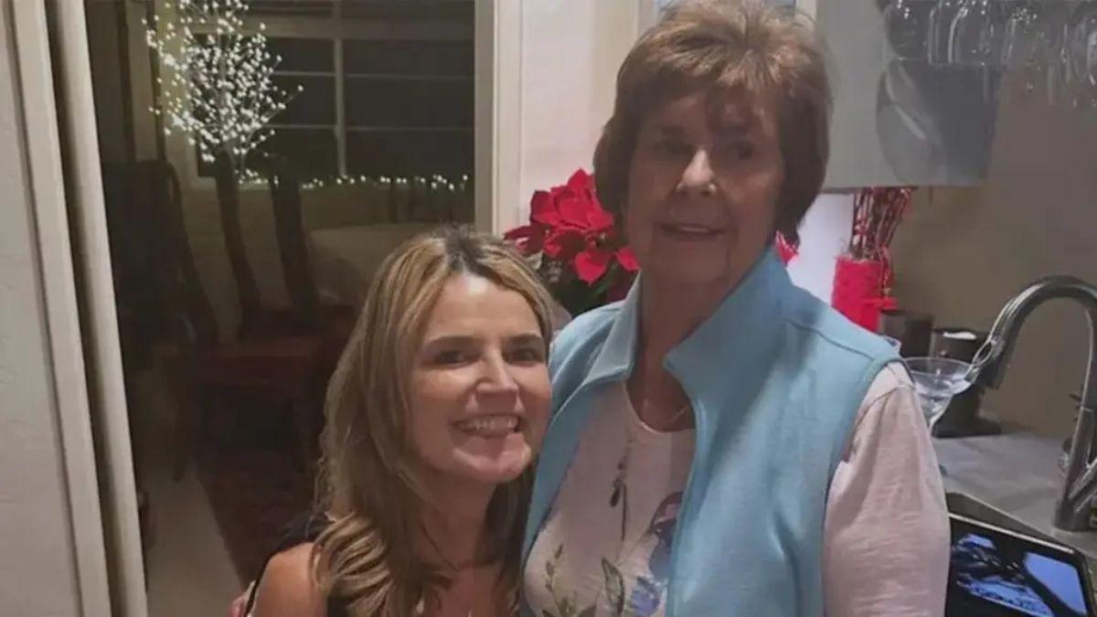 Photo of Savannah Guthrie, Nancy Guthrie