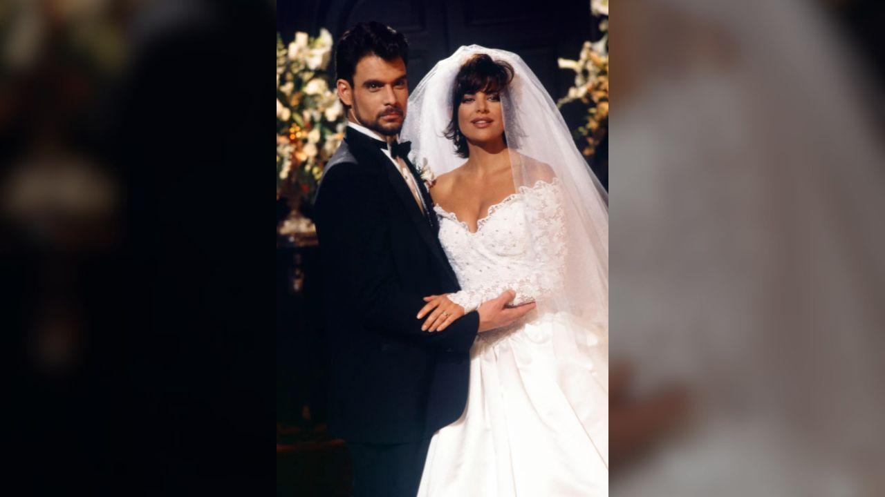 Photo of Robert Kelker-Kelly and Lisa Rinna