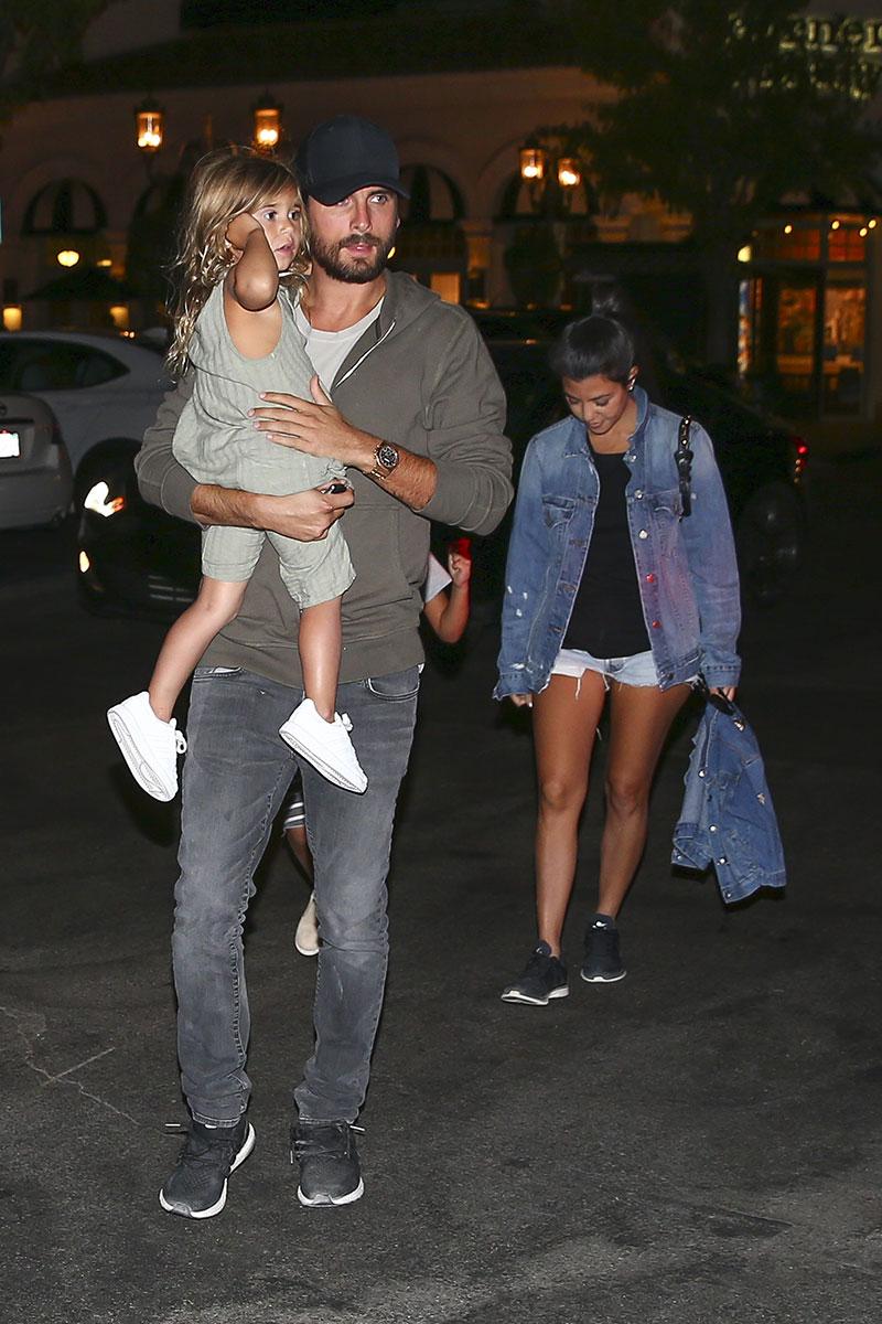 //Kourtney Kardashian Scott Disick Relationship Baby