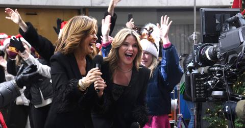 jenna bush hager on air fumbles colleagues today host pp