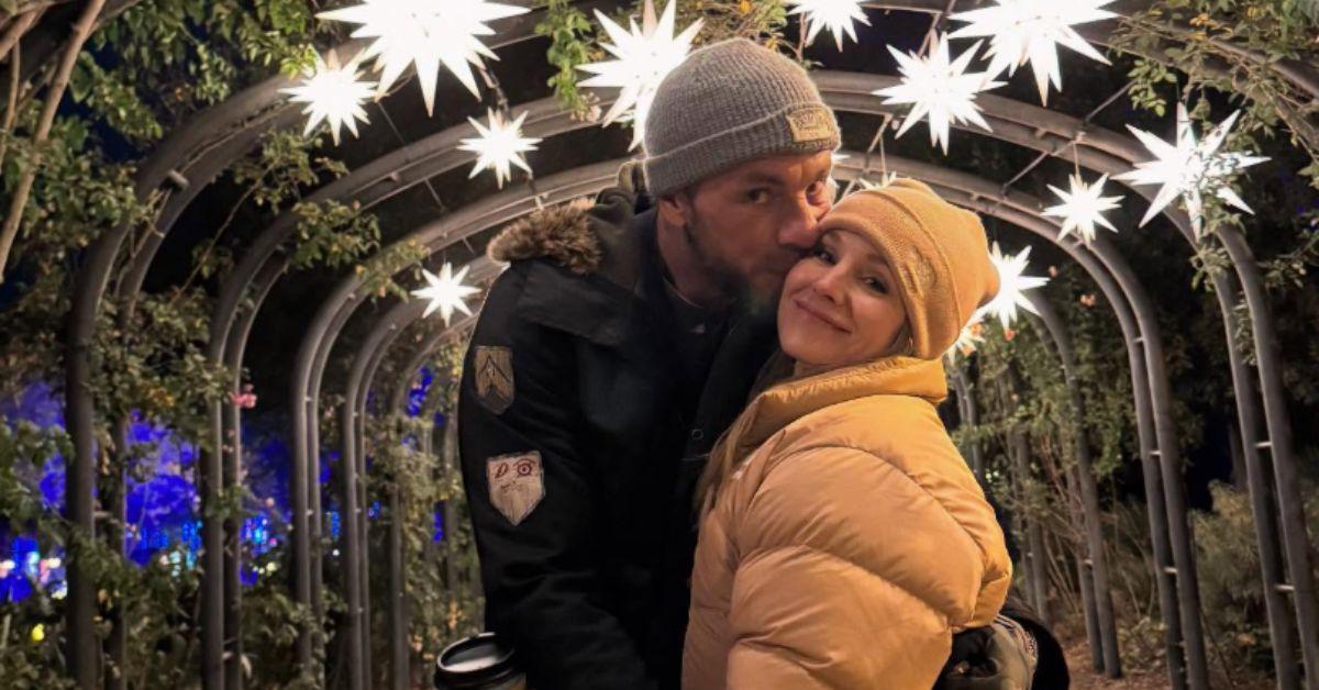 Photo of Dax Shepard and Kristen Bell