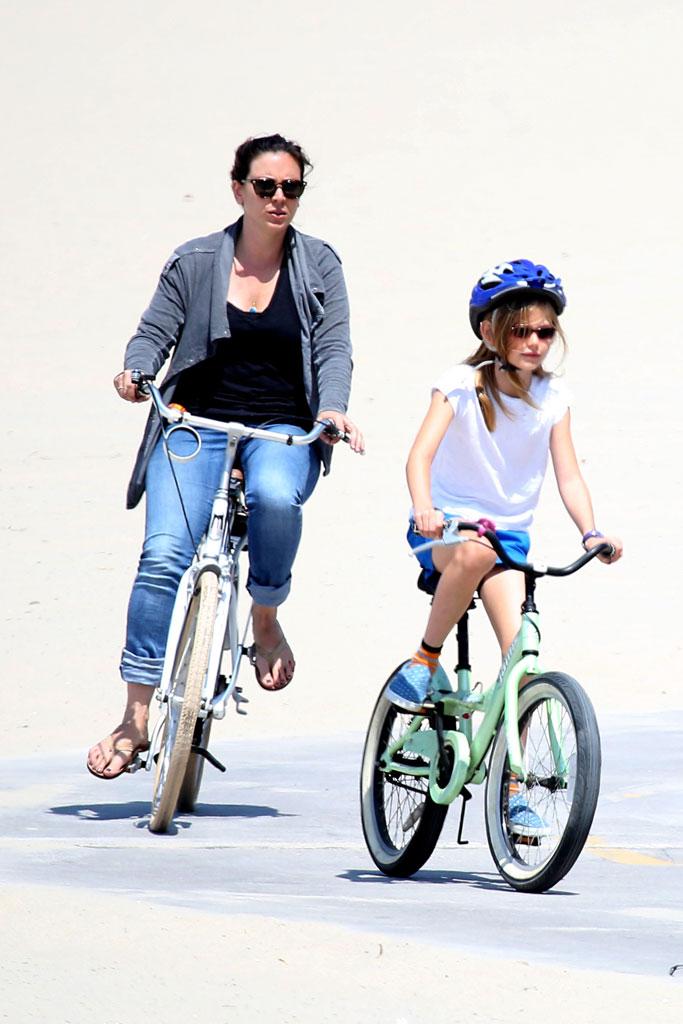 Jennifer Garner Ben Affleck Divorce Beach Kids Bike