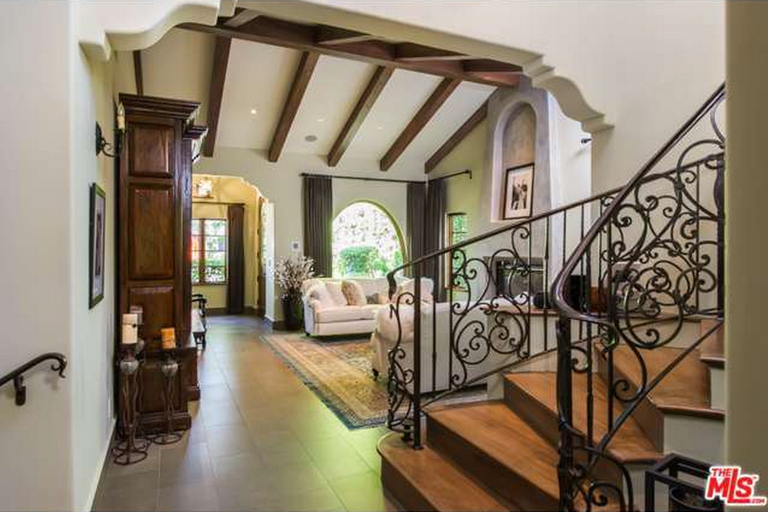 21 Photos Inside Ashley Tisdale’s Home — On Sale For 2.599 Million