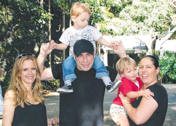 //john travolta kelly preston son zoo