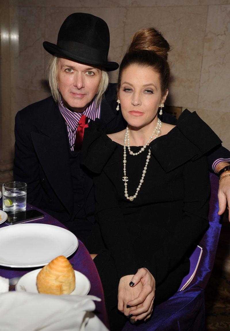 lisa marie presley divorce drug overdose cross dressing