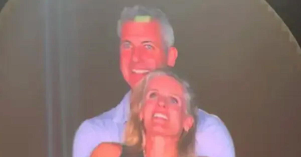 andy byron coldplay resigned