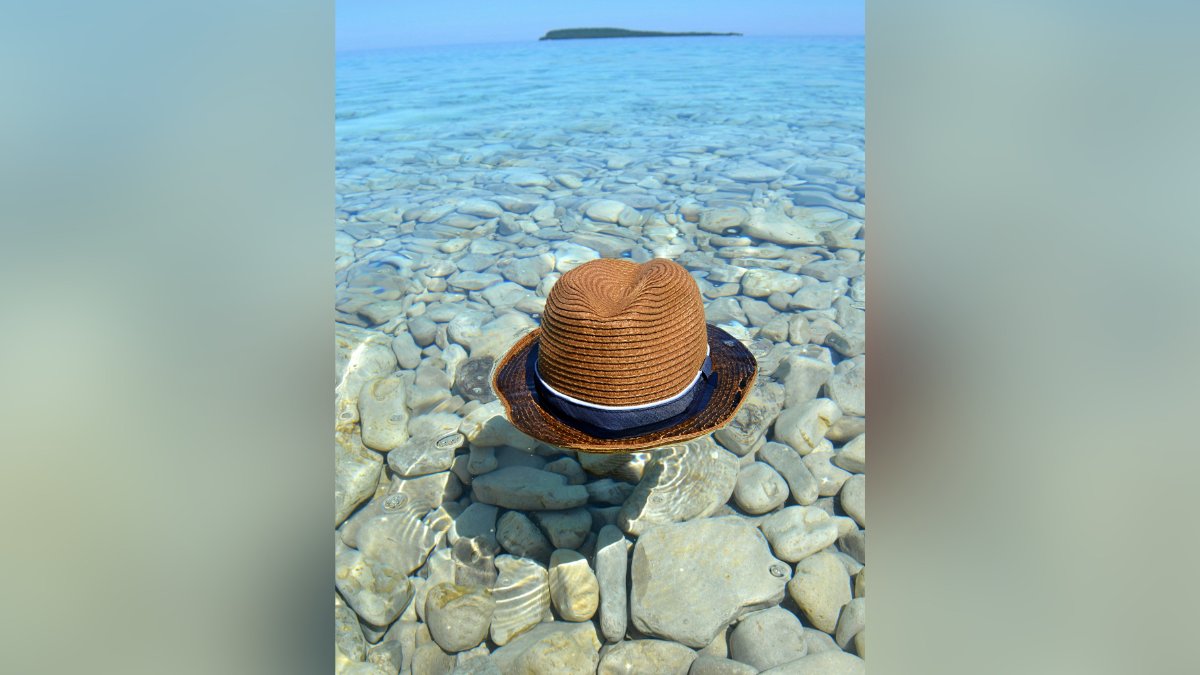 radaronline.com - Radar Staff - Where to Buy Wholesale Hats That Actually Fit Every Head Size