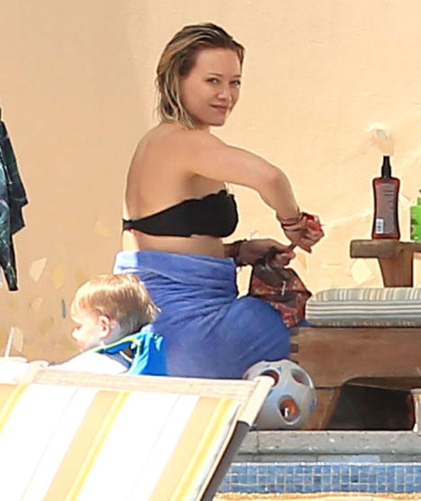 Hilary Duff Bikini Photos In Mexico