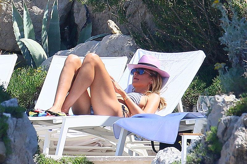 //heidi klum bikini body cannes vacation