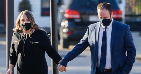 josh duggar texas prison no hugs family photos years