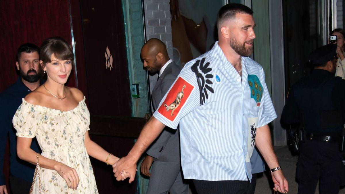 Photo of Taylor Swift and Travis Kelce 