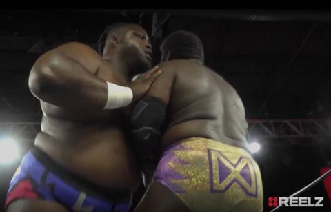 Major League Wrestlers Willie Mack & Calvin Tankman Go Toe To Toe