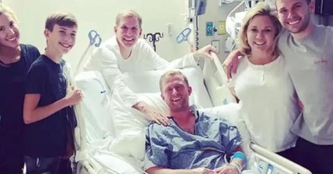 kyle chrisley in hospital bed with family