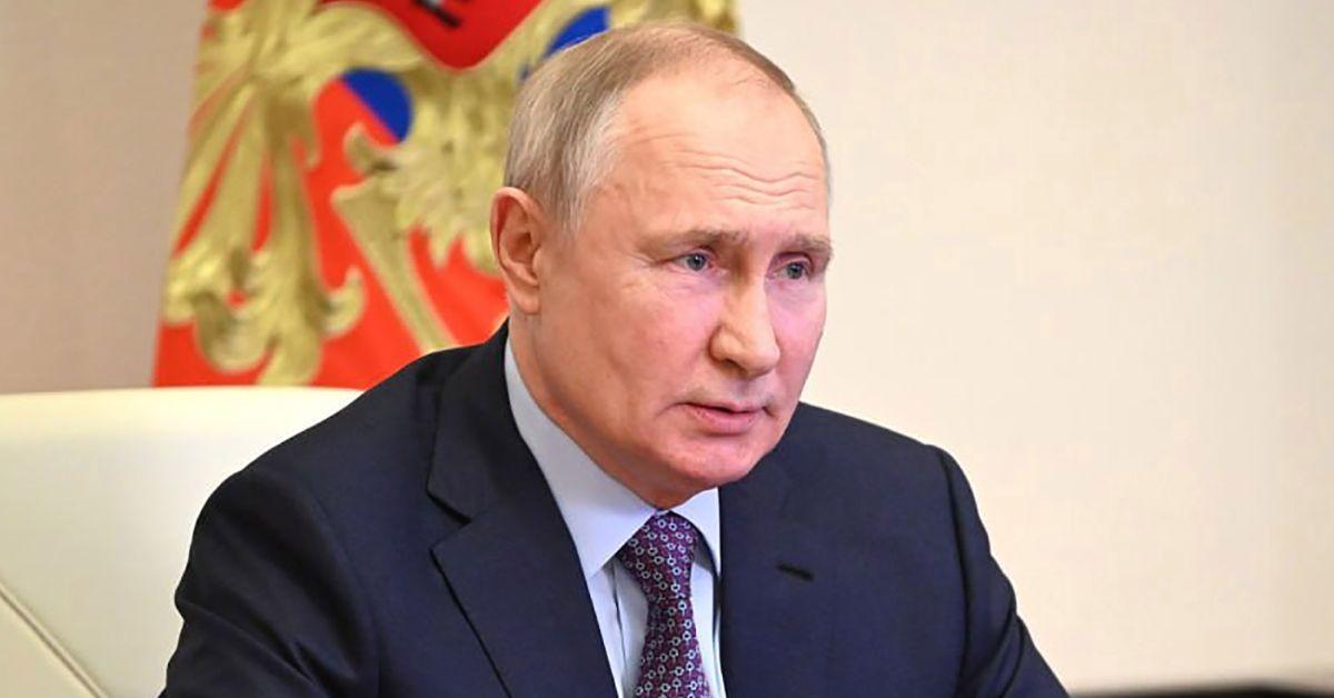 Putin 'More Furious Than Ever' After Secret Love Lair Is Exposed