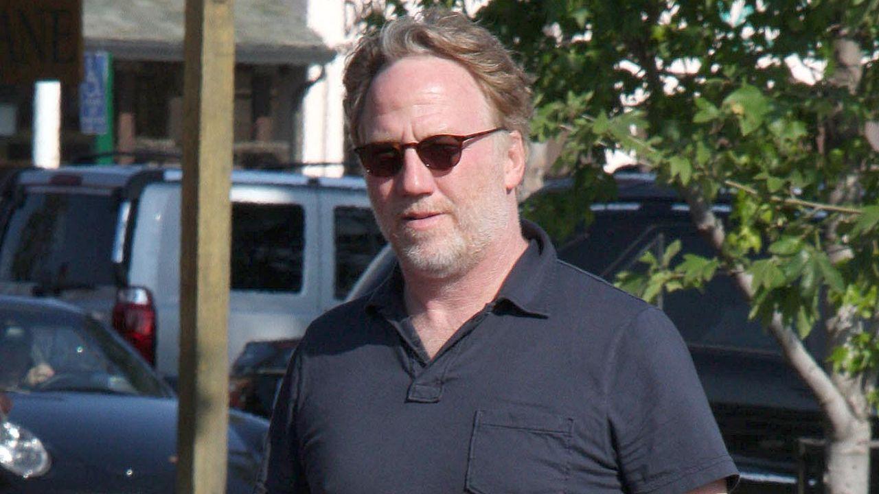 A photo of Timothy Busfield