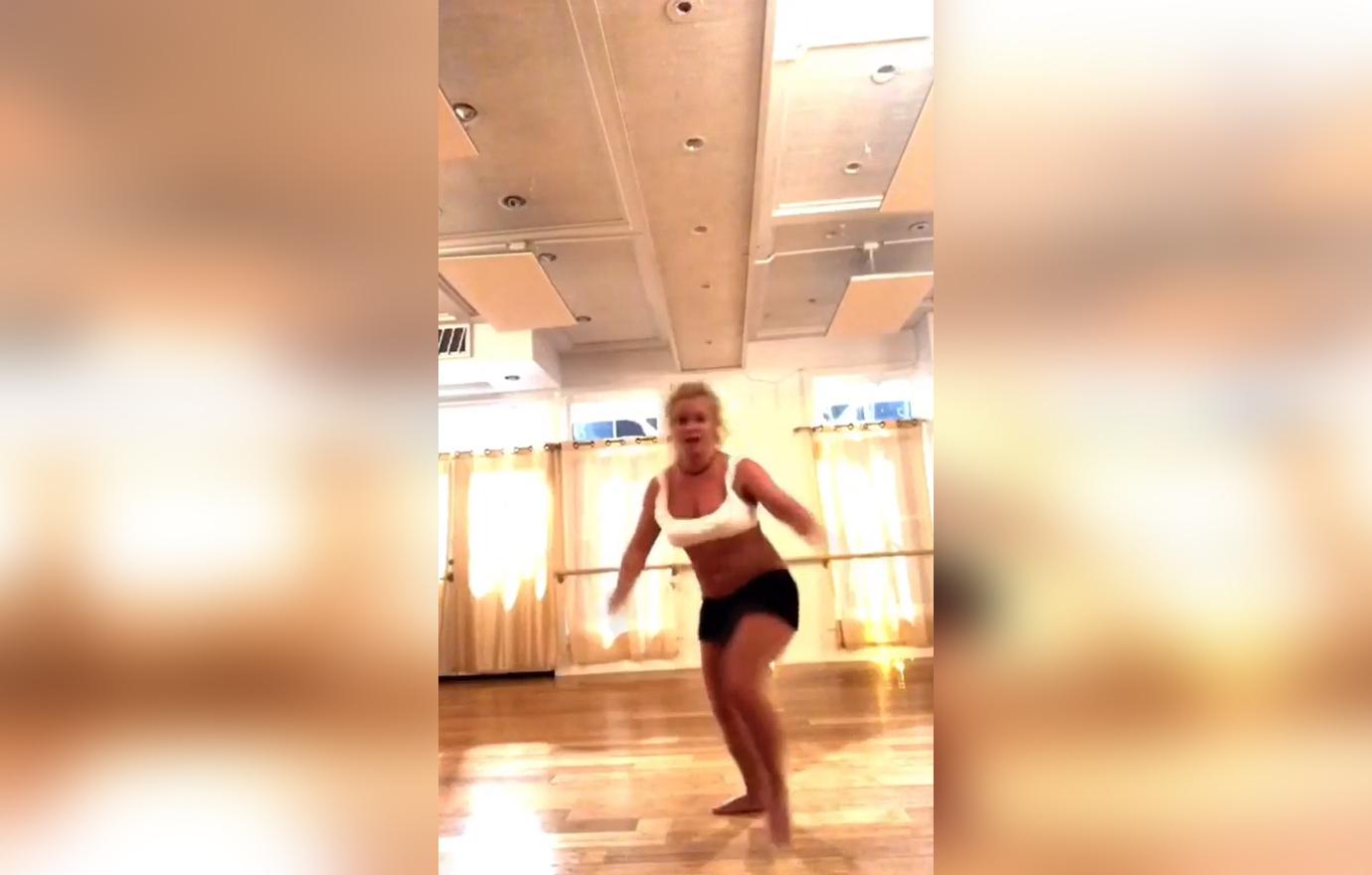 Britney Spears Bizarre Dance Moves amid conservatorship drama