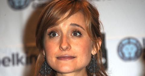 //Smallville Actress Allison Mack Arrested NVXIM Sex Cult pp