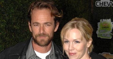 Jennie Garth Hits Back At Trolls Over No Luke Perry Tribute