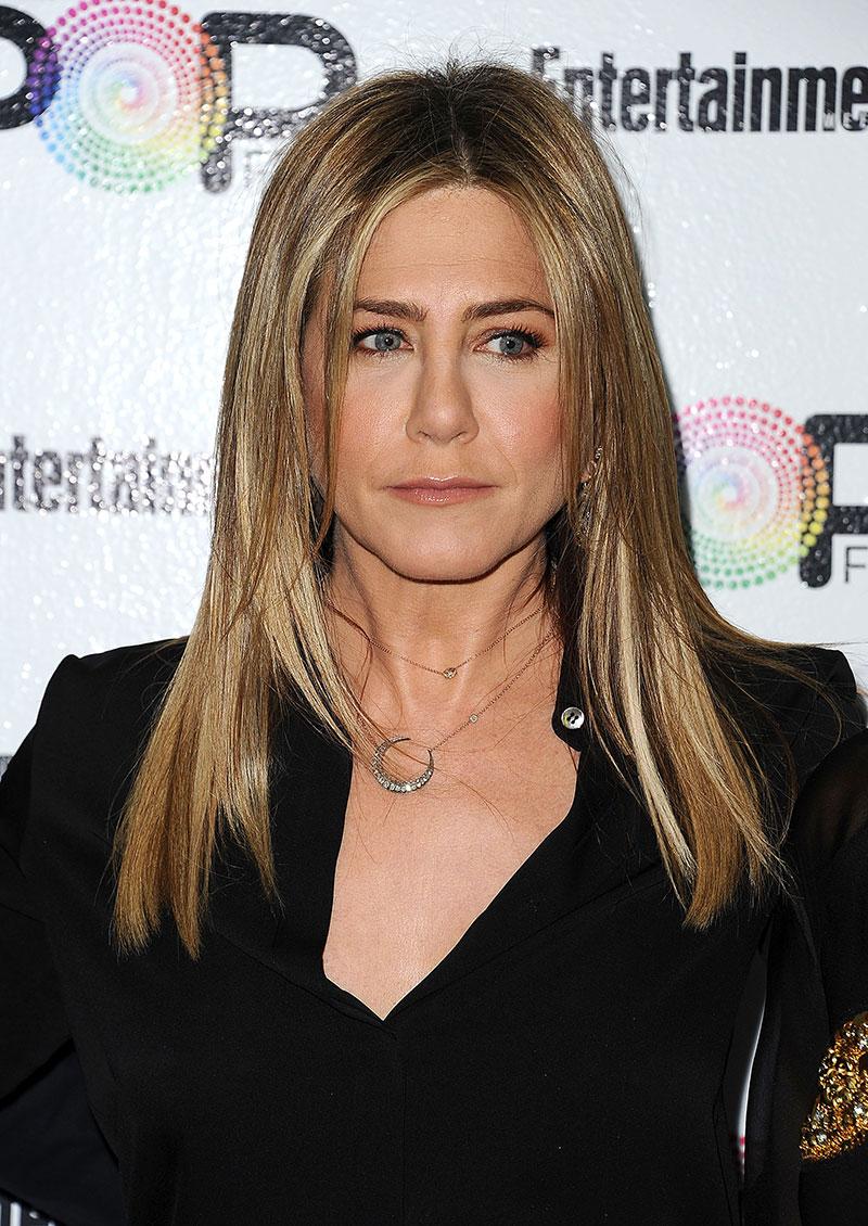 jennifer aniston gains weight during marriage crisis justin theroux