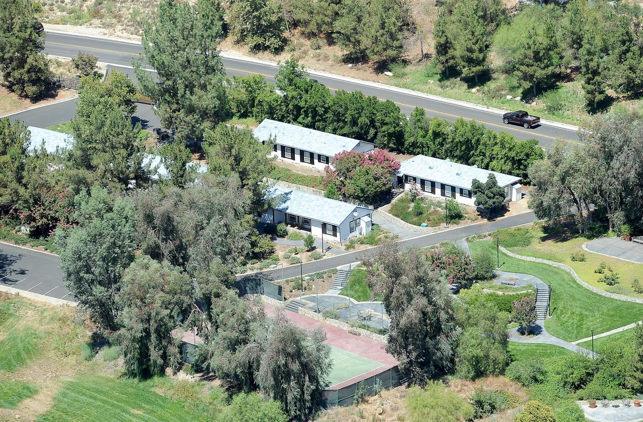 Scientologists Construct Bunker In Tom Cruise’s Secret Getaway