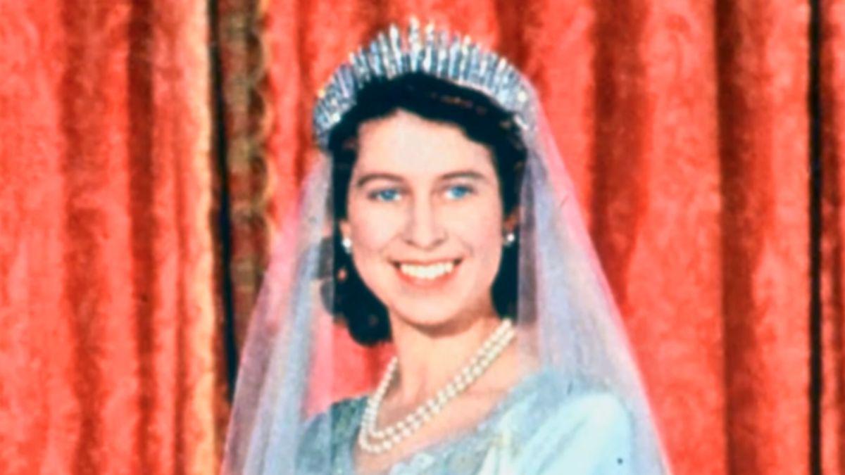 Photo of Queen Elizabeth II