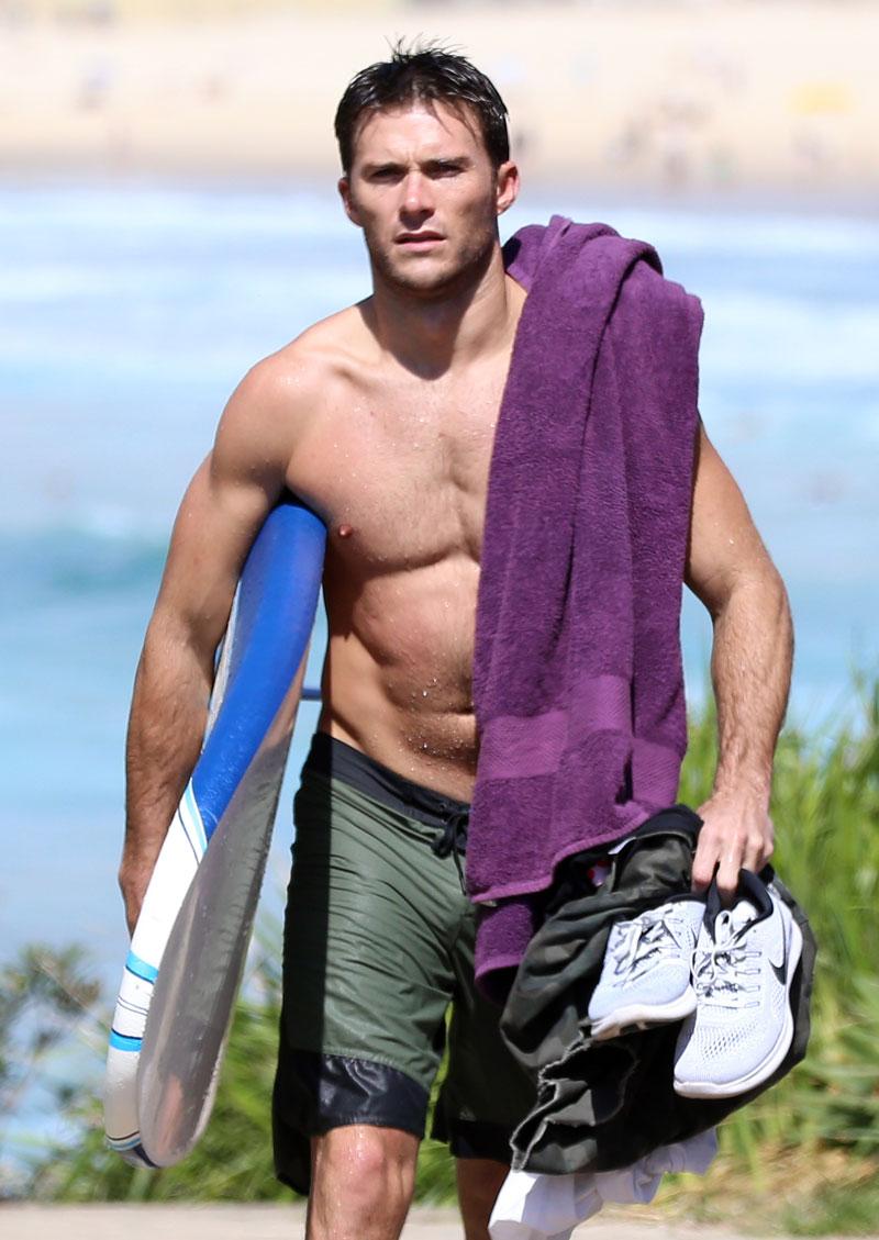 Scott Eastwood Shirtless Surfing Beach Pics