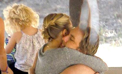 //kristen bell dax shepard griffith park