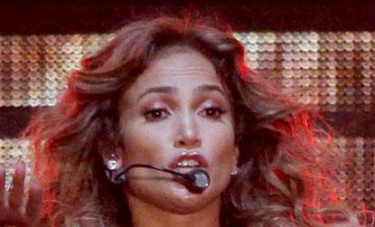 //jennifer lopez nip slip