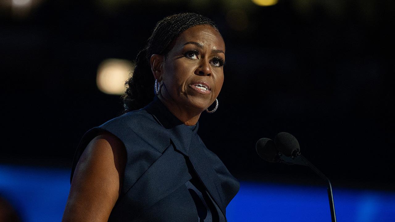Kelly called Obama out for allegedly 'humiliating' her husband and daughters.