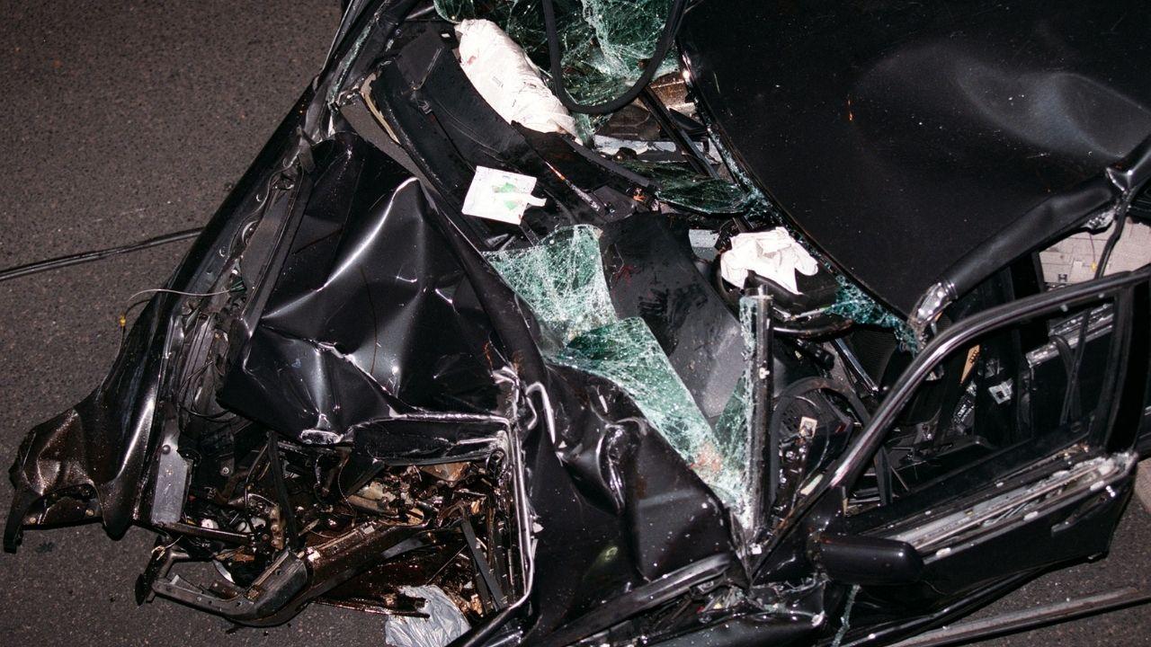 Photo of Princess Diana's car crash