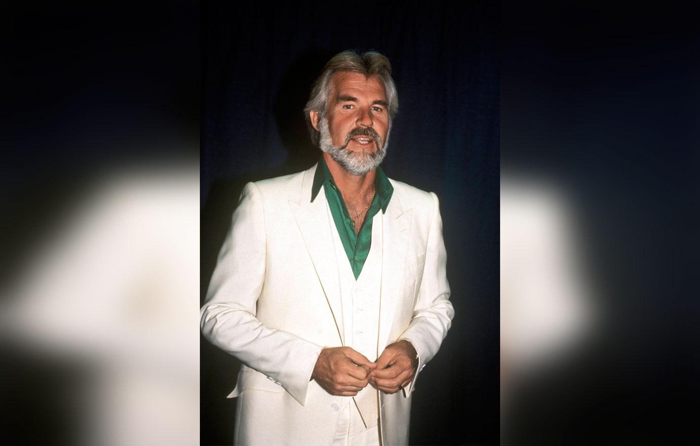 Kenny Rogers Secrets And Scandals Revealed