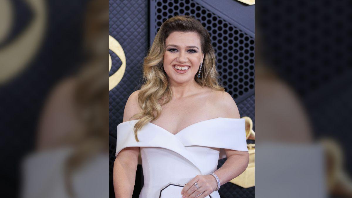 Sources said Clarkson postponed her Las Vegas residency to support her kids after Blackstock's passing.