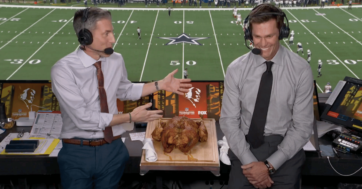 tom brady thanksgiving day on air gaffe