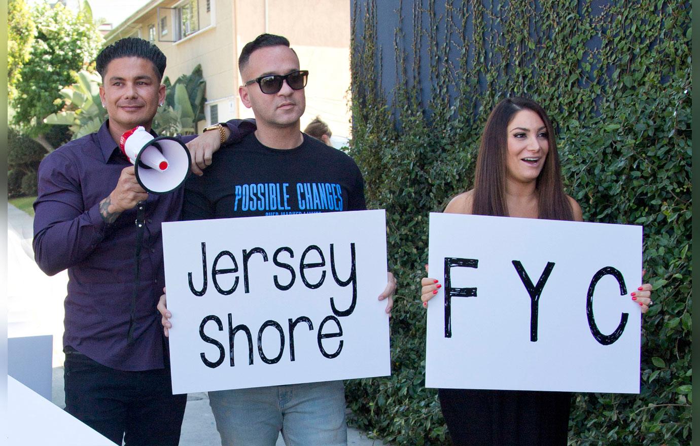 Jersey Shore Cast Take To The Streets On Emmy Campaign