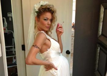 //leann rimes bride pregnant smoking halloween