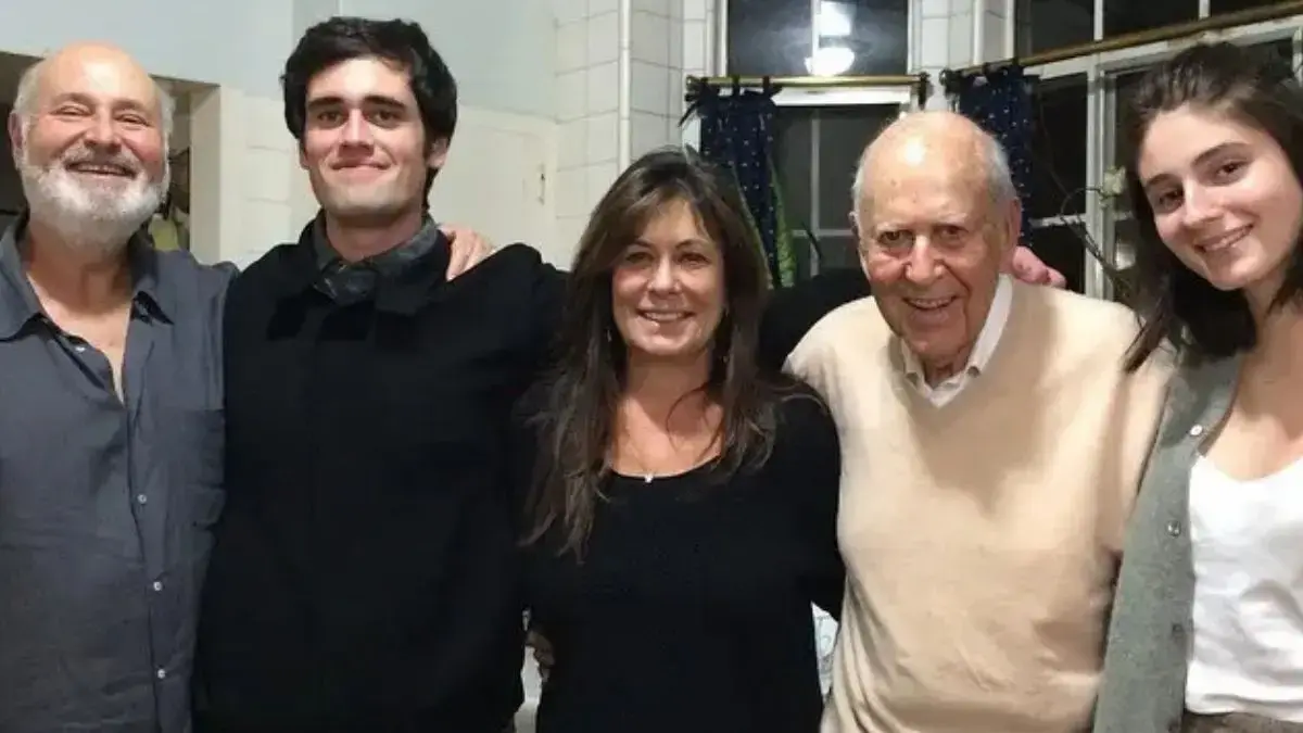 picture of reiner family