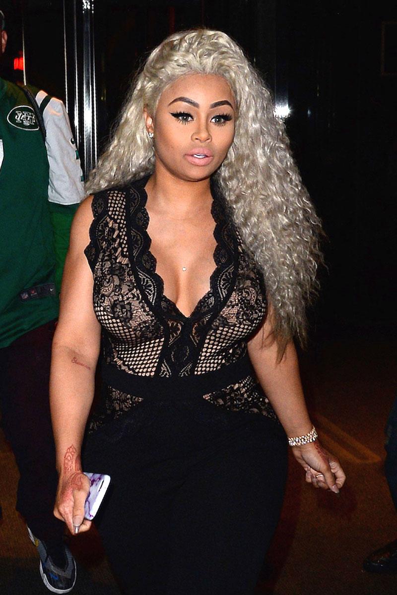 Blac Chyna Pregnant Photos -- 20 Pound Weight Gain